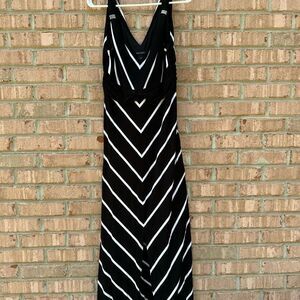 Stylish Black and White Maxi Dress